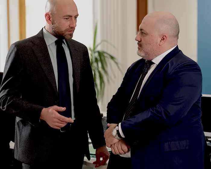Enrico Francesco e Walter Crasta in ufficio